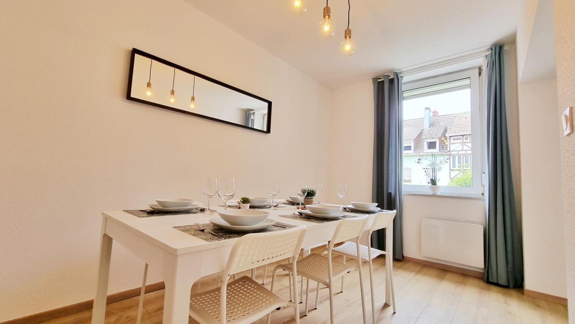 Le Triplex - 5 Chambres - 10 Pers- Fibre - Relax Bnb Mulhouse Dış mekan fotoğraf